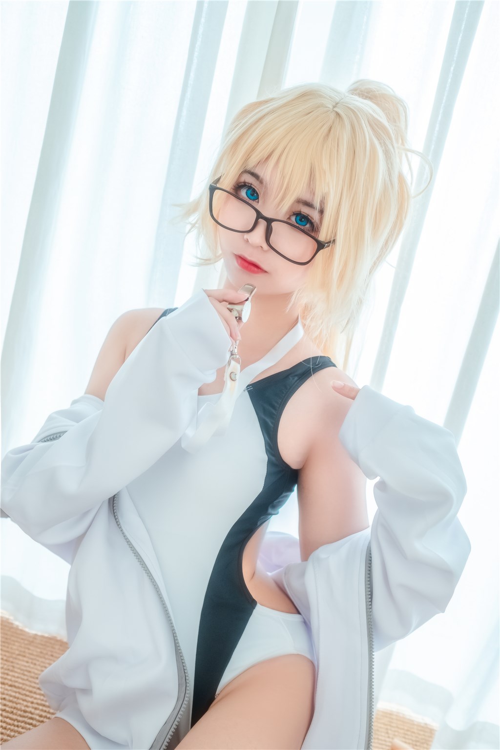 黑料社app下载官网即时报道:揭秘明星私会中那段低语“请多陪我几分钟”的秘密如何在夜色中绽放出浪漫火花