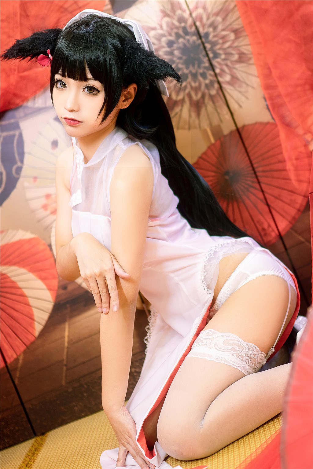 夜幕低语中的情感轮廓:分享那些在微醺时刻中闪烁的挑逗火花,夜幕低垂的歌词是什么歌